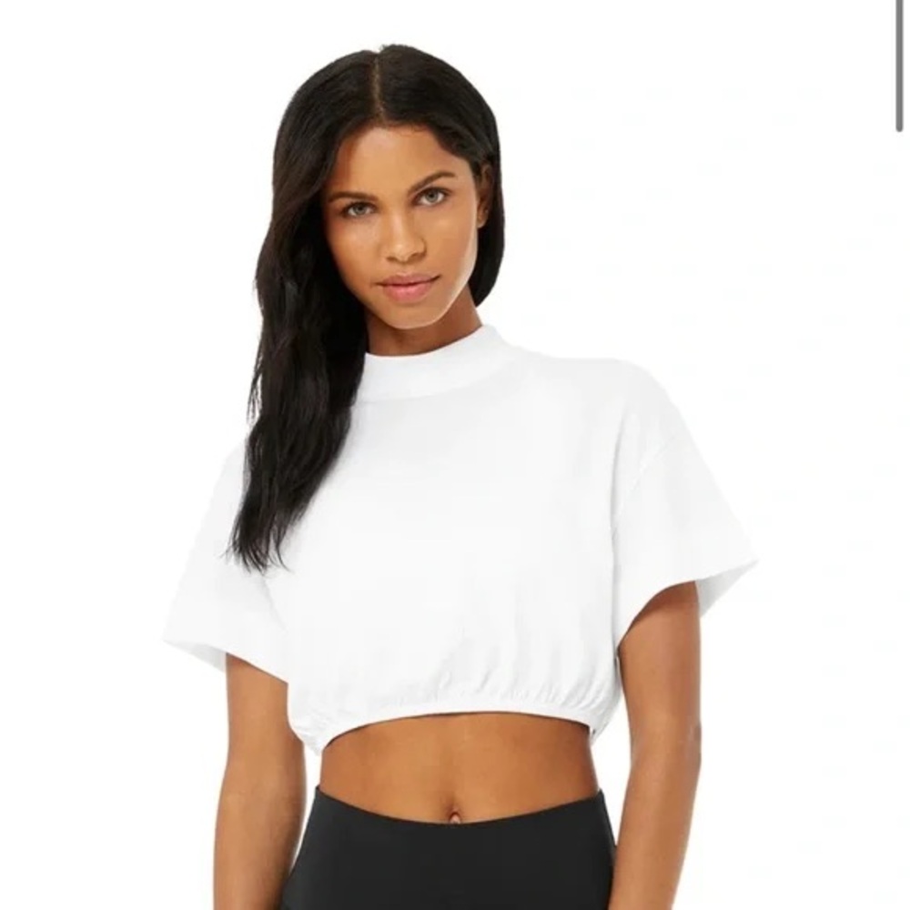 ALO Yoga Kick It Crop Mock Neck Tee White Size S